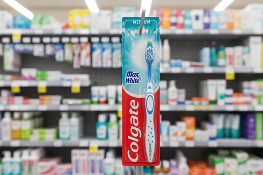 12 x Colgate Max White Medium Toothbrush Single