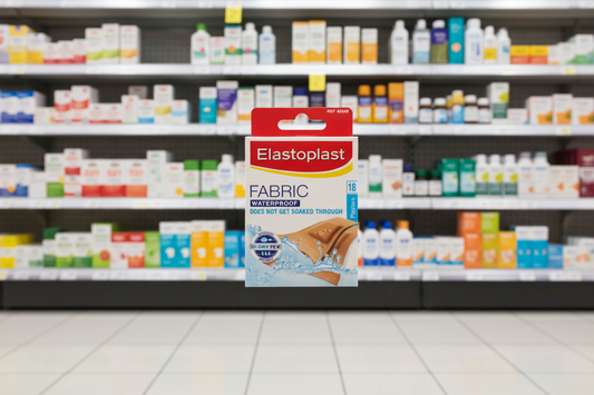 10 x Elastoplast Fabric Waterproof Plasters 18 Pack